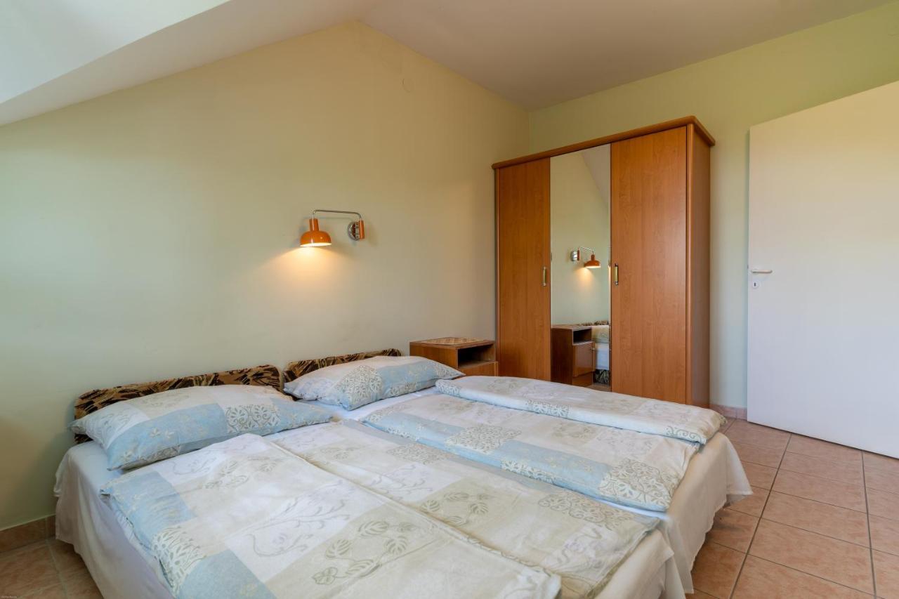 Izabella Panzio Bed & Breakfast Hajdúszoboszló Dış mekan fotoğraf