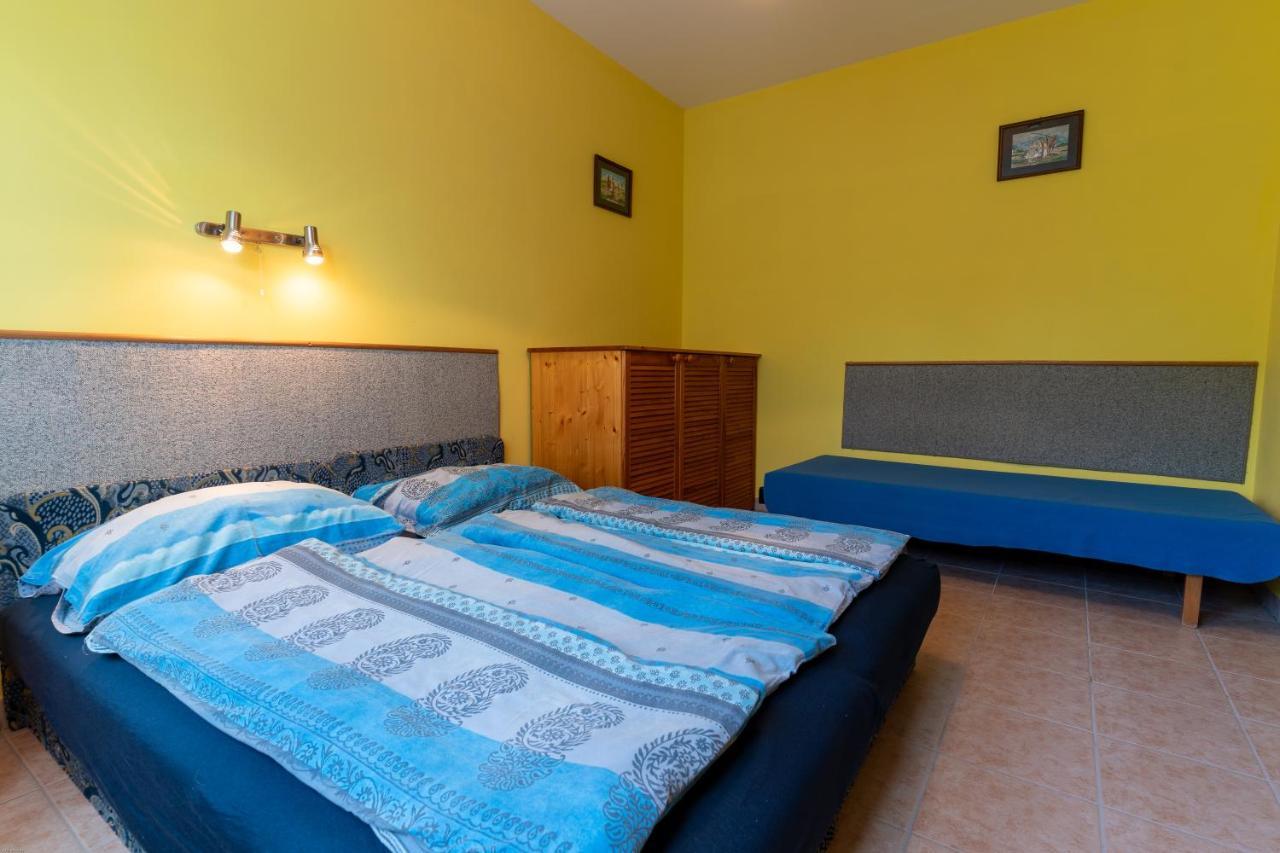 Izabella Panzio Bed & Breakfast Hajdúszoboszló Dış mekan fotoğraf