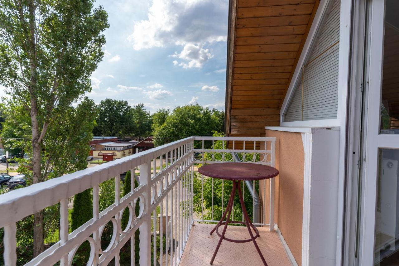 Izabella Panzio Bed & Breakfast Hajdúszoboszló Dış mekan fotoğraf