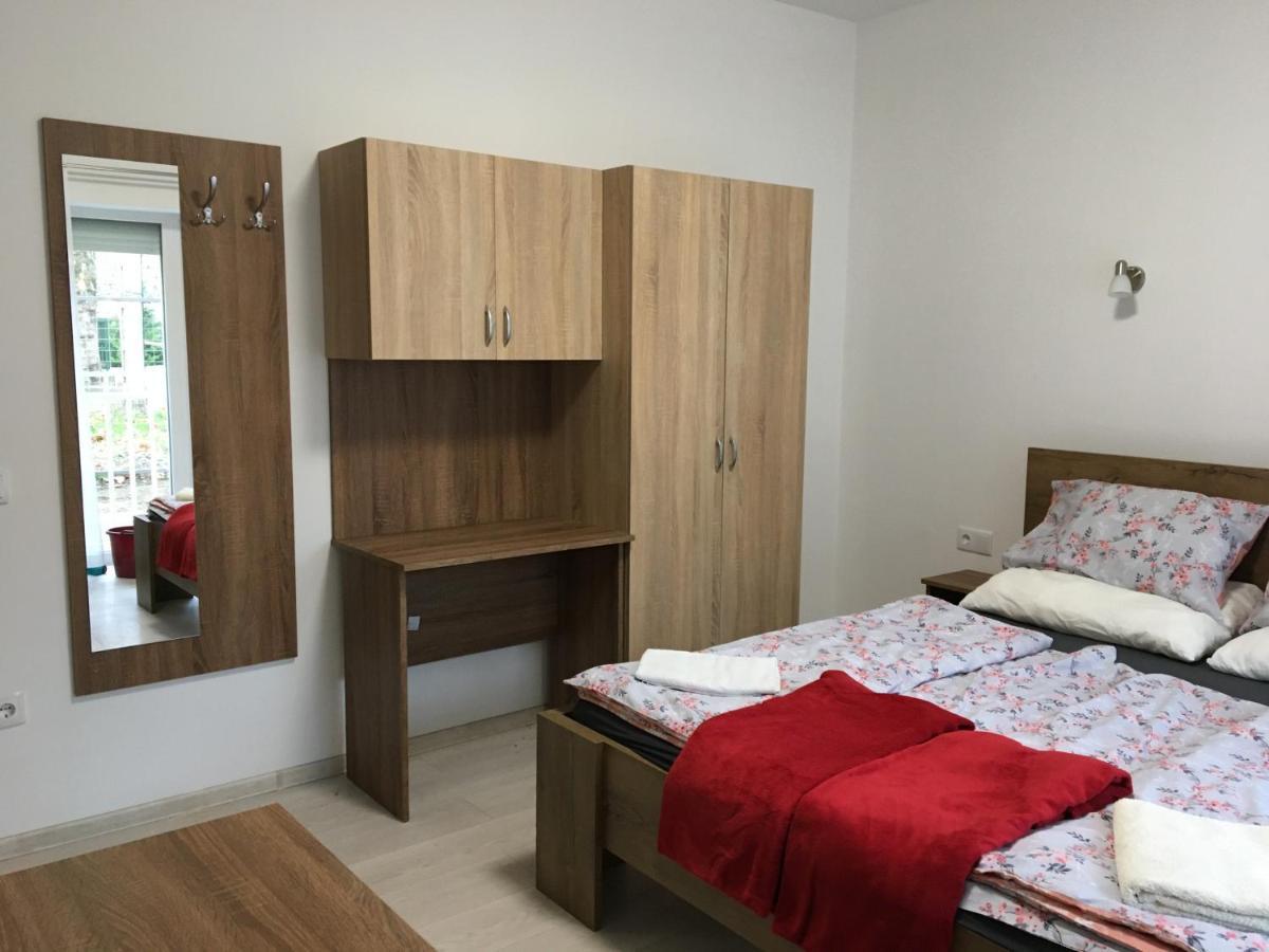 Izabella Panzio Bed & Breakfast Hajdúszoboszló Dış mekan fotoğraf